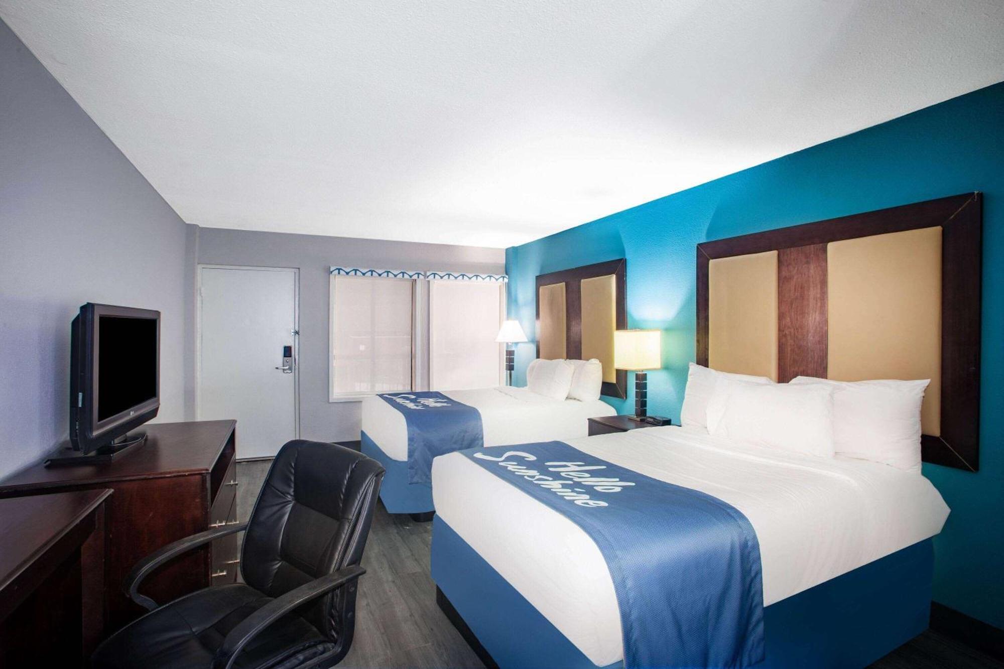 Days Inn By Wyndham Mobile I-65 Extérieur photo